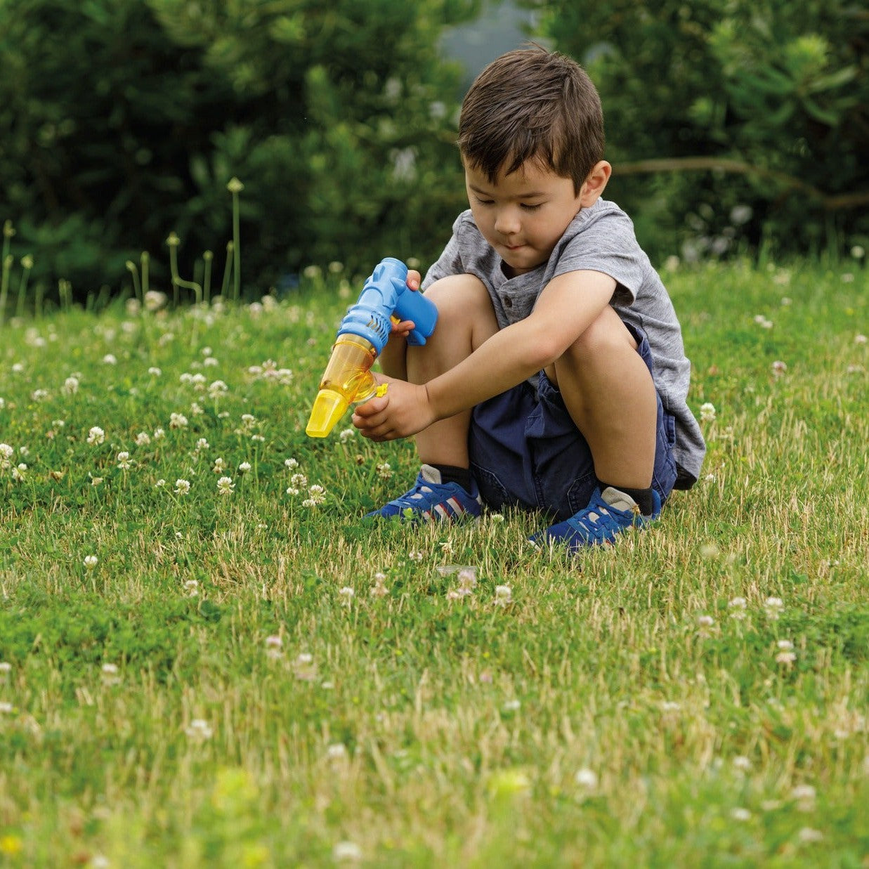 Beetle & Bee Garden Bug Vacuum Set